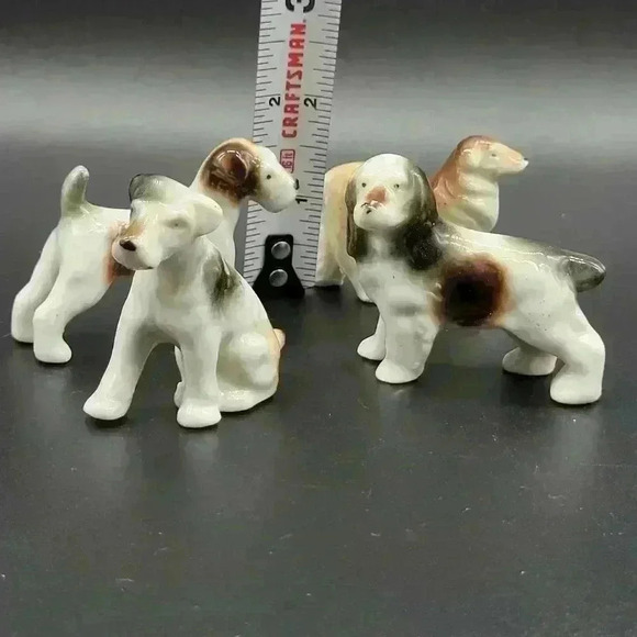 Vintage Group of 4 Dogs Japanese Porcelain Figurine Dog Collection - Picture 8 of 8